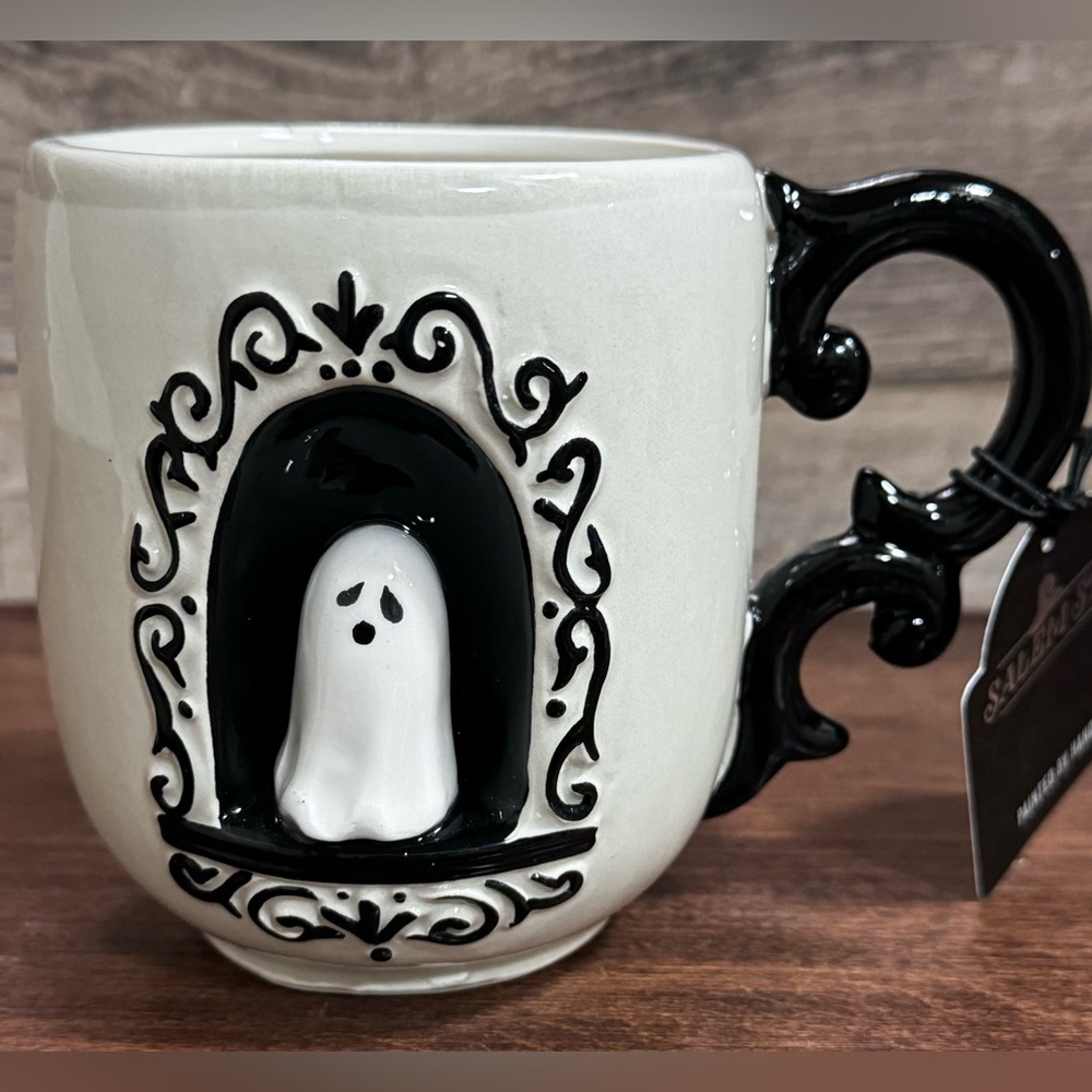 Super Cute  White Halloween Ghost  Mug 👻 Painted by Hand- NEW